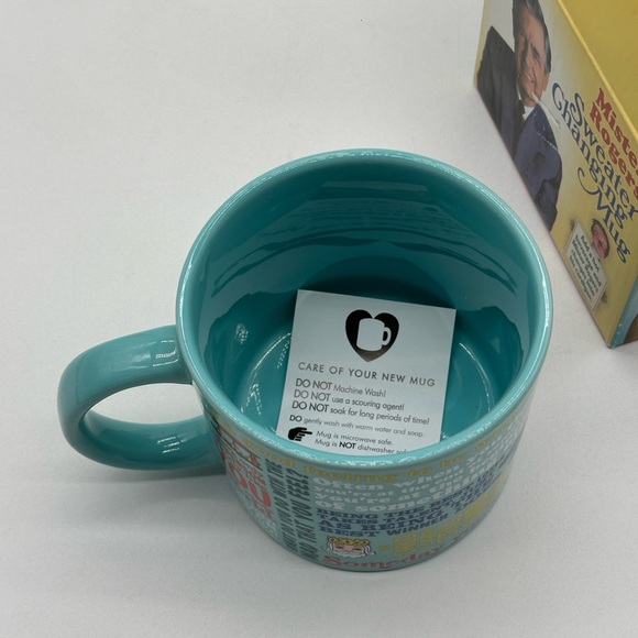 Classic 2014 Mister (Mr.) Rogers Neighborhood Sweater Heat Changing Mug NEW! - Picture 9 of 9